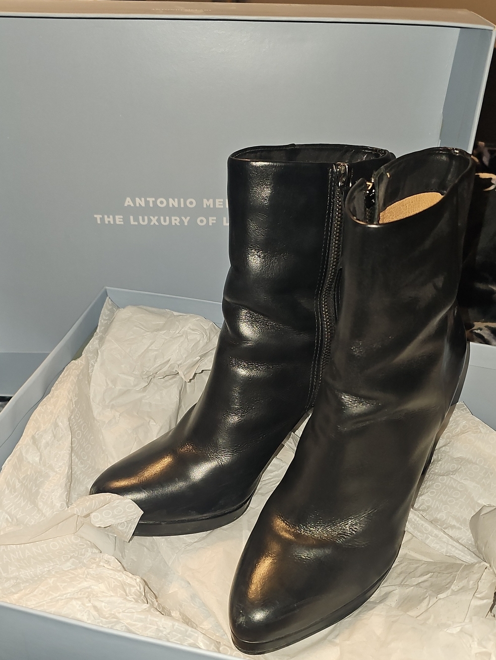 ANTONIO MELANI Black Leather Pointed-Toe Ankle Booties
